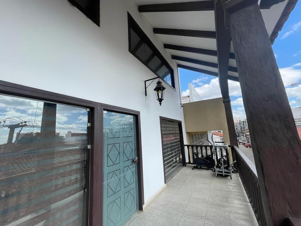 Tradición Apartamento Santa Cruz de La Sierra Exterior foto